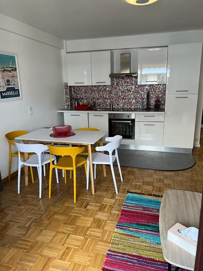 Apartment Marseille, Bel Et Spacieux Appartement De 60M²
