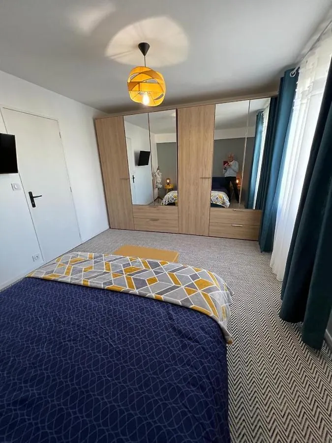 Apartment Marseille, Bel Et Spacieux Appartement De 60M² France