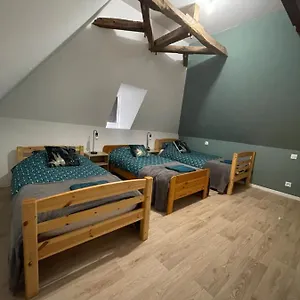 La Loge D’evelyne Hébergement de vacances Villecomtal