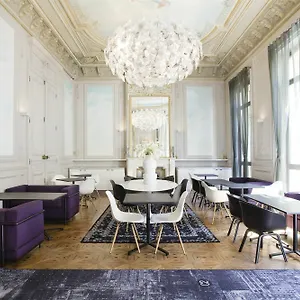 C2 Hotel