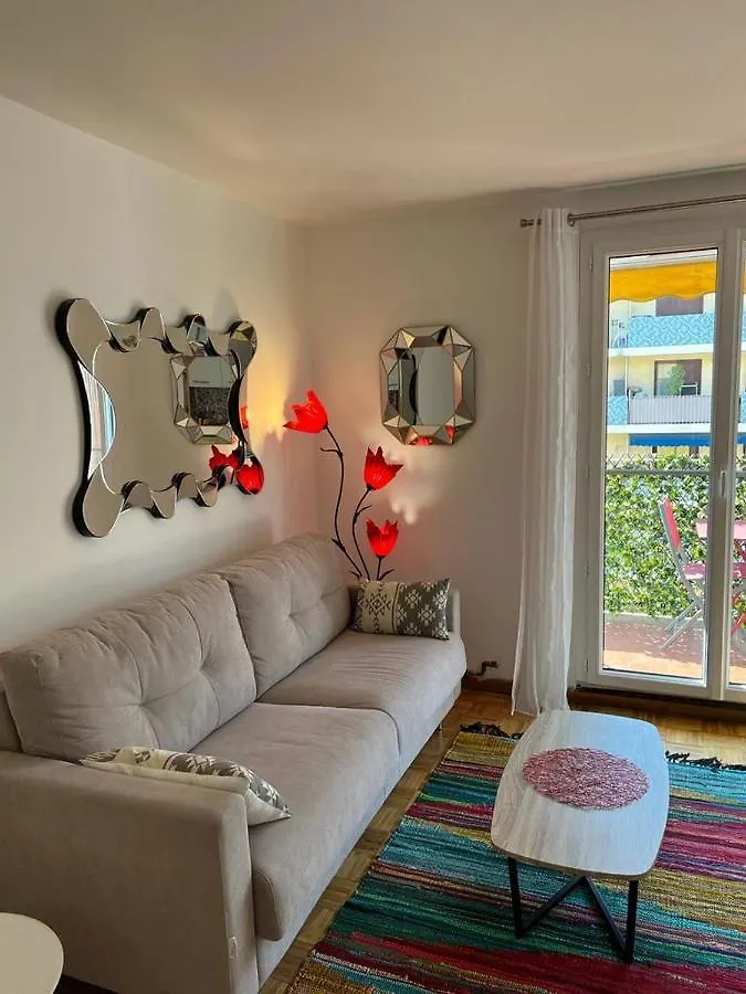 Marseille, Bel Et Spacieux Appartement De 60M² 0*, Marseille